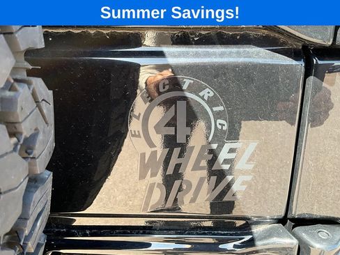 Used 2024 Jeep Wrangler Unlimited AWD/4WD image 27