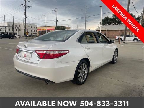 Certified 2017 Toyota Camry XLE FWD image 6