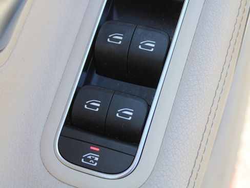 Certified 2021 Mercedes-Benz CLA 250 image 17