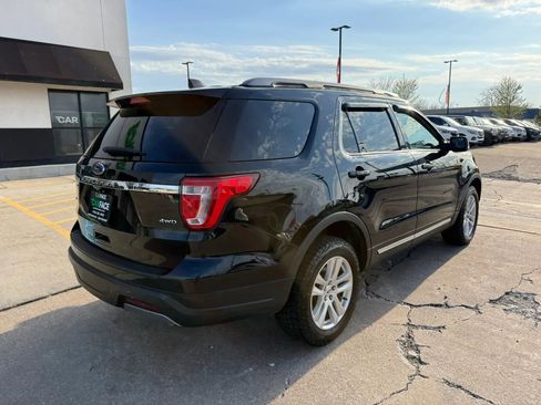 Used 2019 Ford Explorer XLT AWD/4WD image 15