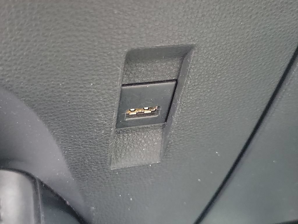 Used 2022 Toyota Corolla LE FWD image 28