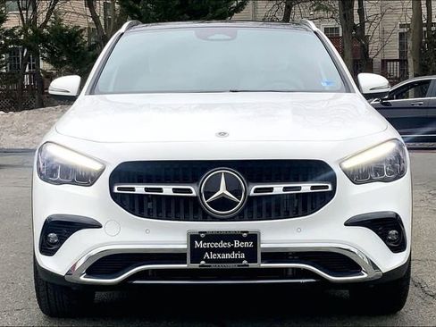 Used 2026 Mercedes-Benz GLA 250 4MATIC image 2
