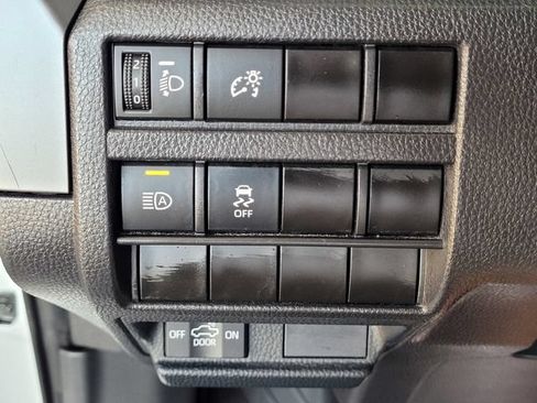 Used 2024 Toyota Tacoma SR5 AWD/4WD image 14