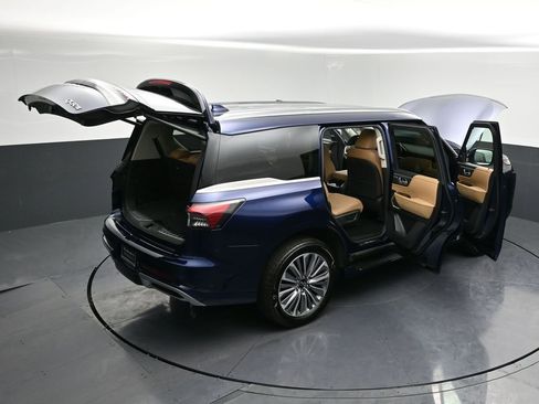 Certified 2025 INFINITI QX80 Luxe image 36
