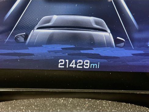 Used 2025 Chevrolet Equinox LT AWD/4WD image 19