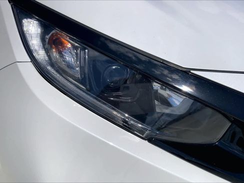 Used 2021 Honda Civic Sport image 24