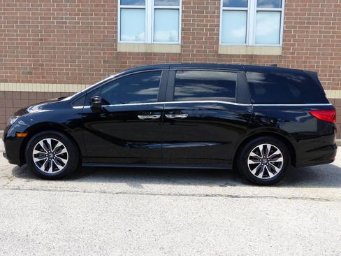 Used 2021 Honda Odyssey EX-L image 7