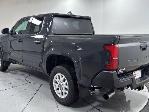 Certified 2024 Toyota Tacoma SR image 7