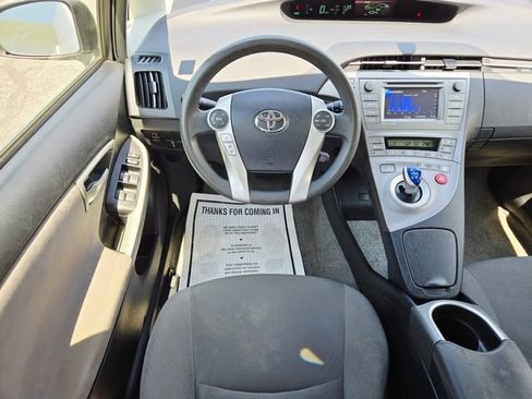 Used 2013 Toyota Prius Three FWD image 12