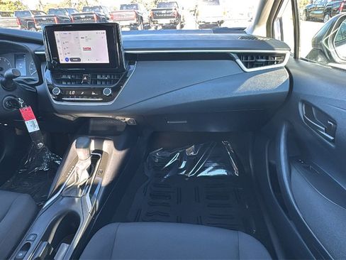 Certified 2025 Toyota Corolla LE image 42