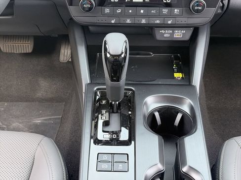New 2026 Subaru Outback Limited AWD/4WD image 27