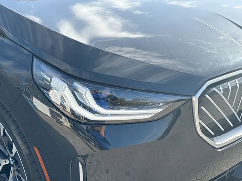 Used 2025 BMW X3 xDrive30i image 32