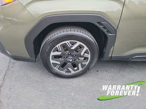 Certified 2025 Subaru Forester Premium image 19