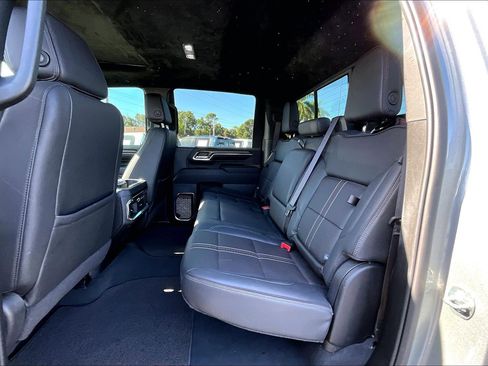 Certified 2024 Chevrolet Silverado 2500 High Country w/ High Country Premium Package image 10