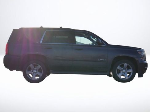 Used 2016 Chevrolet Tahoe LT image 5