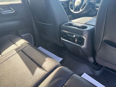Used 2025 Chevrolet Silverado 1500 High Country AWD/4WD image 41