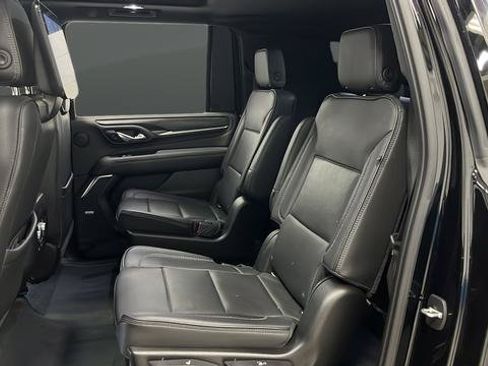 Used 2021 GMC Yukon XL Denali w/ Denali Premium Package AWD/4WD image 22