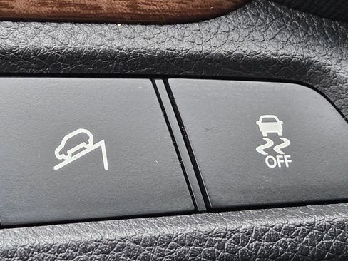 Used 2013 Hyundai Santa Fe Sport 2.0T FWD image 13