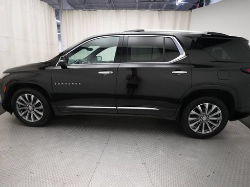 Used 2023 Chevrolet Traverse Premier AWD/4WD image 25