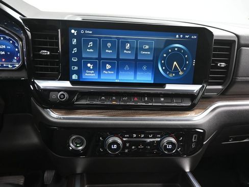 Used 2024 Chevrolet Silverado 1500 LT image 11