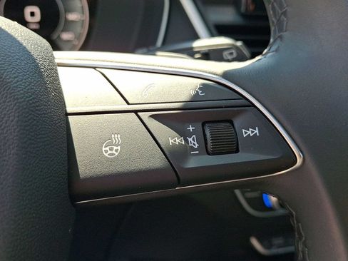 Used 2023 Audi Q5 2.0T Premium Plus w/ Premium Plus Package AWD/4WD image 24