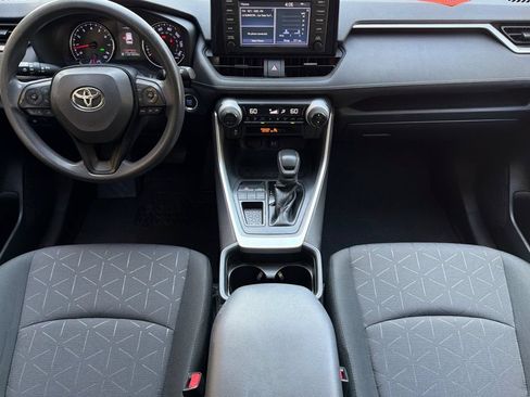 Used 2019 Toyota RAV4 XLE w/ Carpet Mat Package FWD image 14