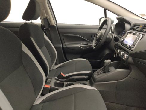 Used 2025 Nissan Versa S image 21