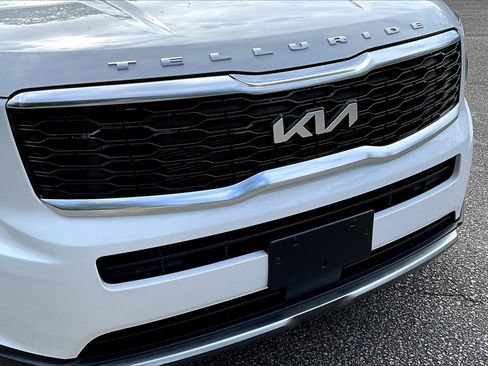 Used 2022 Kia Telluride S image 30