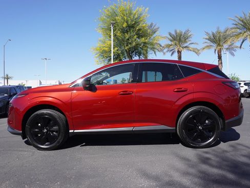 Used 2025 Nissan Murano SV FWD image 2
