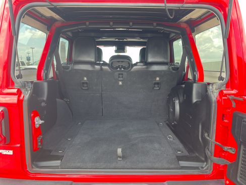 Used 2019 Jeep Wrangler Unlimited Rubicon AWD/4WD image 13