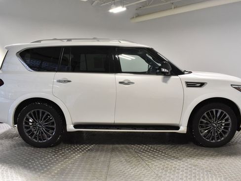 Certified 2024 INFINITI QX80 Sensory image 7