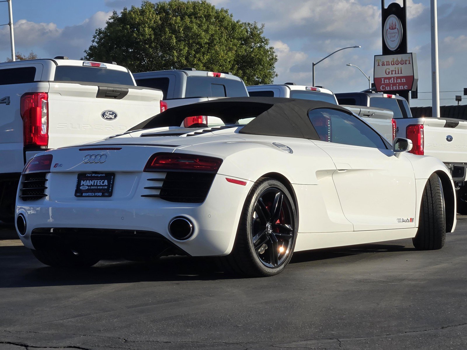 Used 2015 Audi R8 V8 AWD/4WD image 3