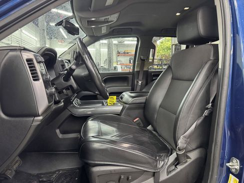 Used 2016 GMC Sierra 1500 SLE w/ All-Terrain Package AWD/4WD image 4