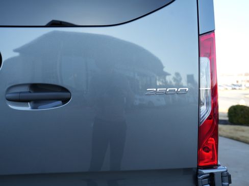 New 2026 Mercedes-Benz Sprinter 2500 image 14