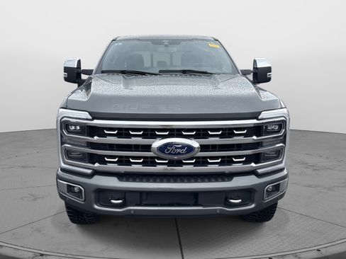 Used 2024 Ford F250 Platinum w/ Tremor Off-Road Package image 2