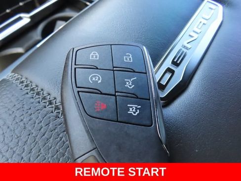 Used 2025 GMC Yukon Denali AWD/4WD image 41