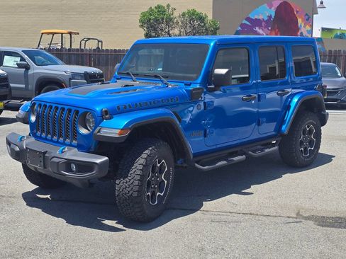 Used 2021 Jeep Wrangler Unlimited Rubicon 4xe w/ Cold Weather Group AWD/4WD image 2