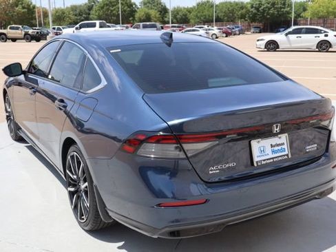 Used 2025 Honda Accord Touring image 8