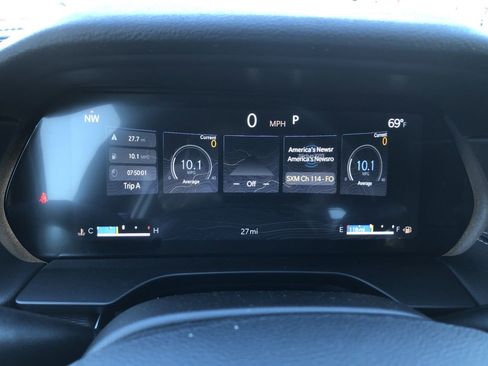 New 2025 Jeep Grand Cherokee Laredo X w/ Luxury Tech Group I image 25