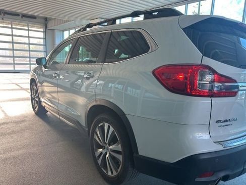 Used 2019 Subaru Ascent Touring w/ Popular Package #3 AWD/4WD image 5