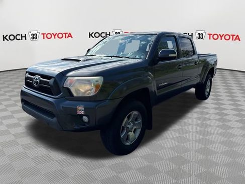 Used 2013 Toyota Tacoma 4x4 Double Cab w/ TRD Sport Pkg image 3
