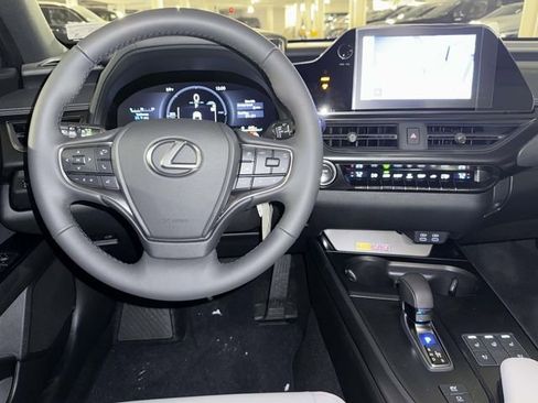 New 2025 Lexus UX 300h AWD image 3