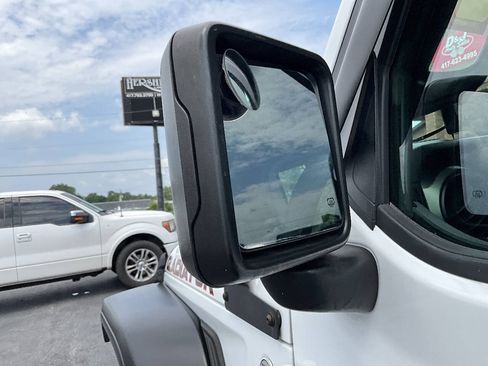Used 2020 Jeep Gladiator Sport w/ Quick Order Package 23S AWD/4WD image 32