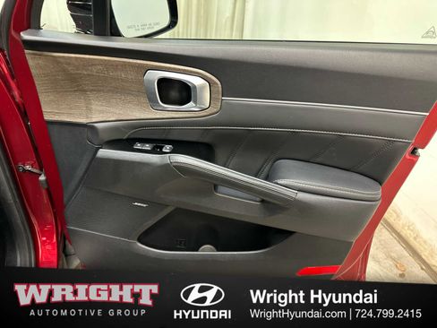 Used 2022 Kia Sorento SX Prestige image 17