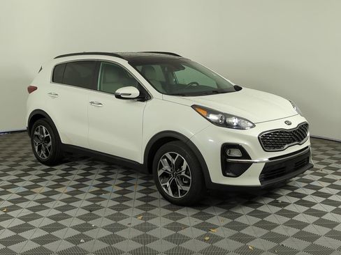 Used 2020 Kia Sportage EX w/ EX Technology Package image 9