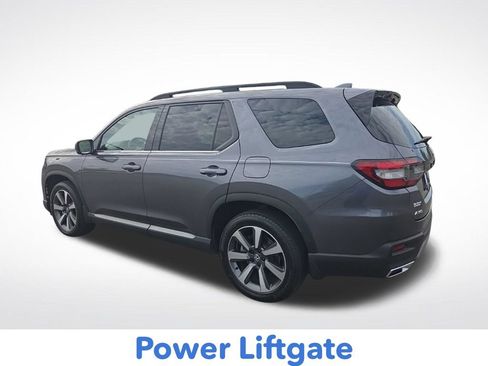 Used 2024 Honda Pilot Elite image 7
