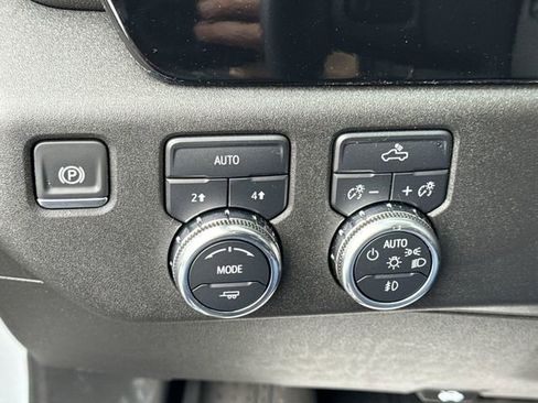 Certified 2024 GMC Sierra 1500 Elevation AWD/4WD image 18