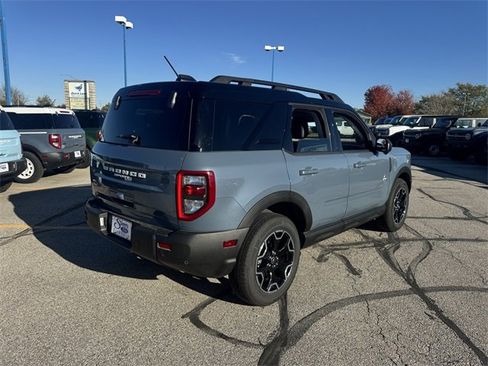 New 2025 Ford Bronco Sport Outer Banks w/ Outer Banks Tech Package+ image 9