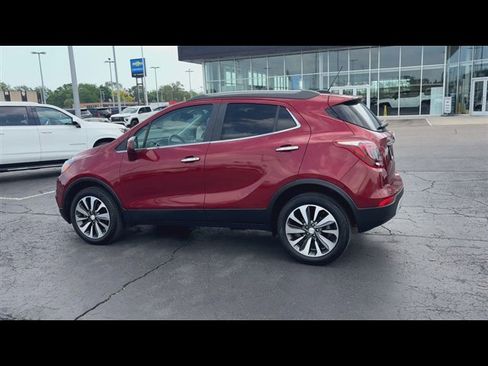 Used 2022 Buick Encore Preferred AWD/4WD image 6