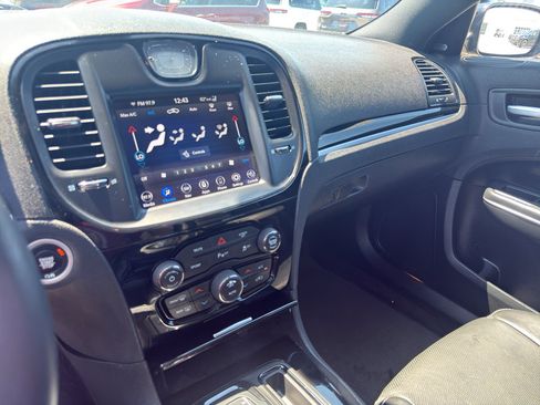 Used 2018 Chrysler 300 S w/ 300S Premium Group AWD/4WD image 22